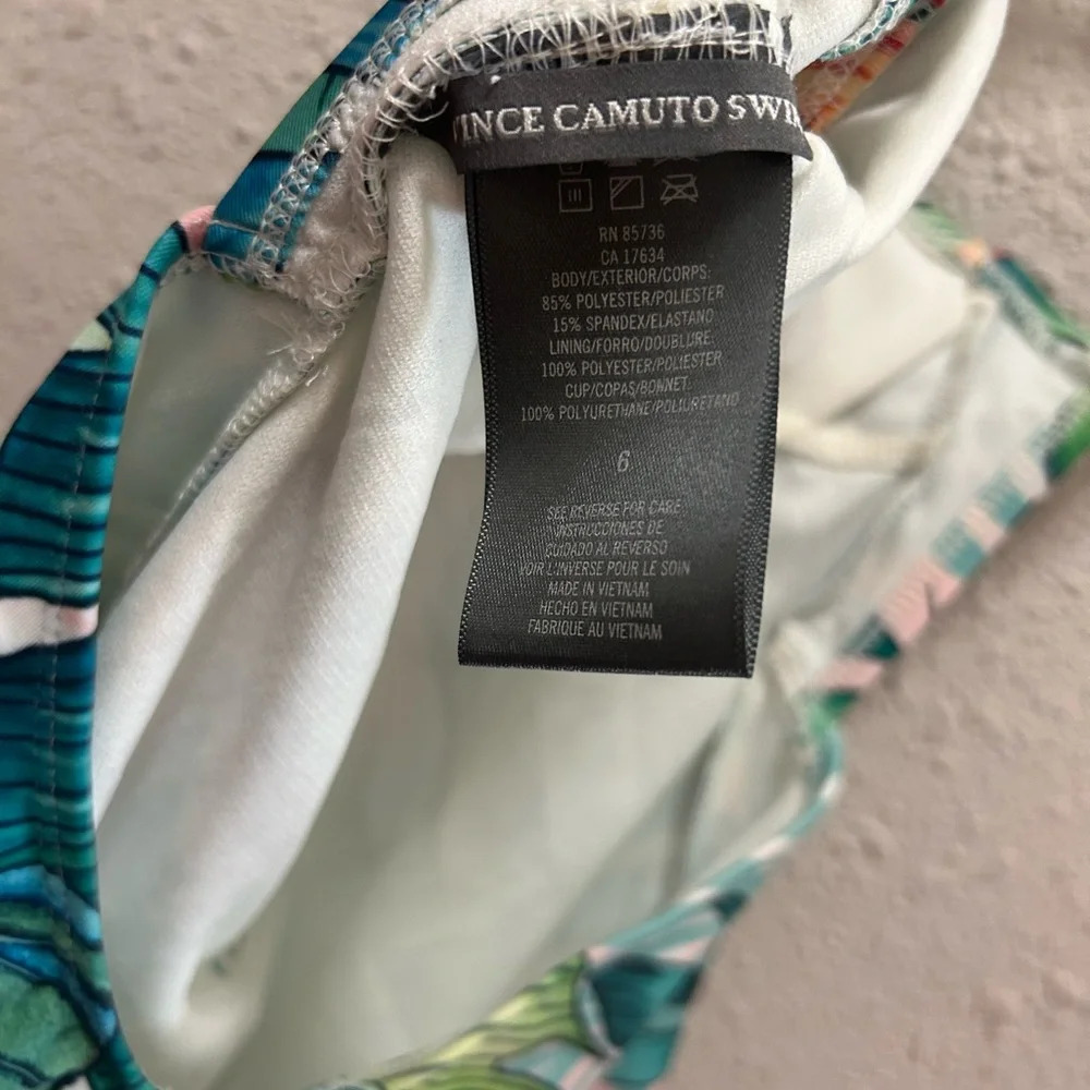 Vince Camuto Strappy Plunging V-Neck One Piece Swimsuit Tropical NWT Size 6 - Picture 5 of 7